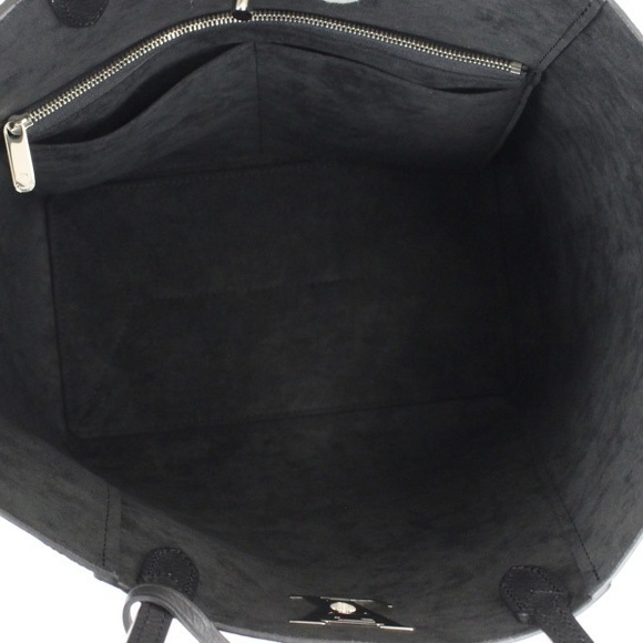 Louis Vuitton Lock Me Cover Noir shoulder bag - Picture 3 of 5